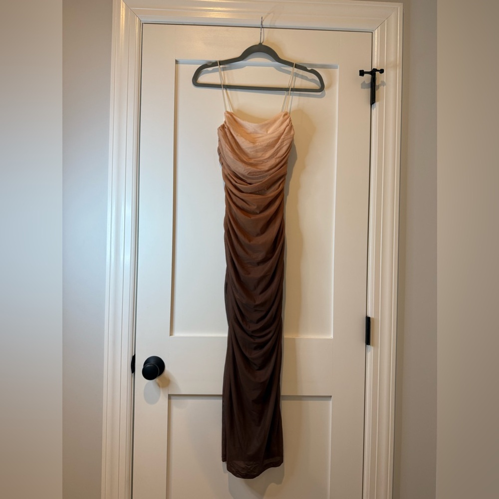 Hello Molly Gradient Nude-to-Brown Midi Dress - Picture 2 of 7